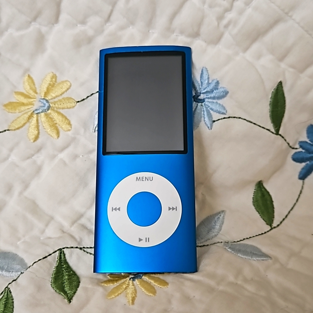 IPod teal blue 8gig
